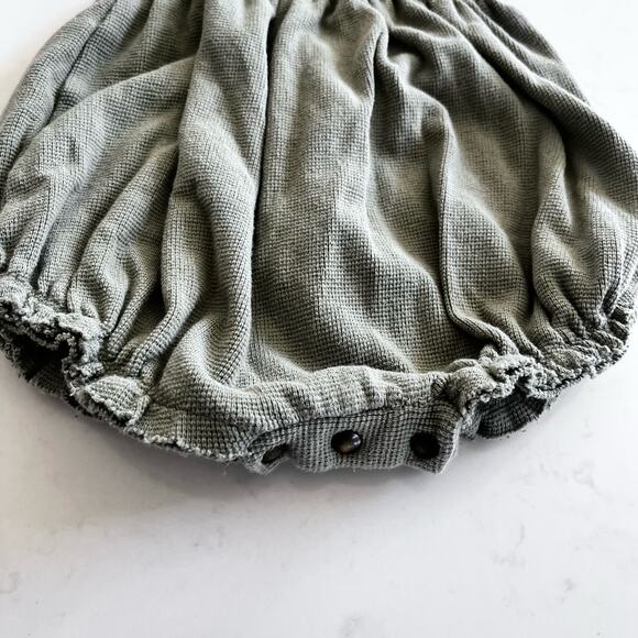 Little Creative Factory girls green bubble romper size 12 months - Picture 2 of 6